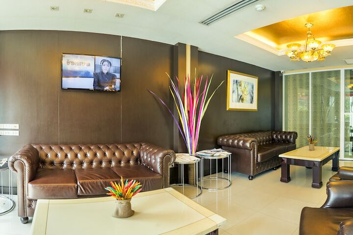 Lobby Entry