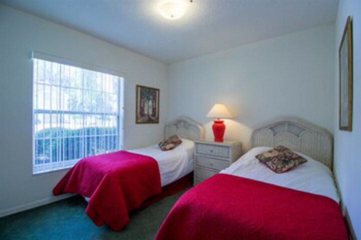 Room 34 of 38