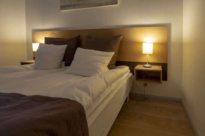 Room 4 of 62