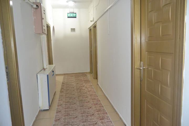 Room 16 of 30