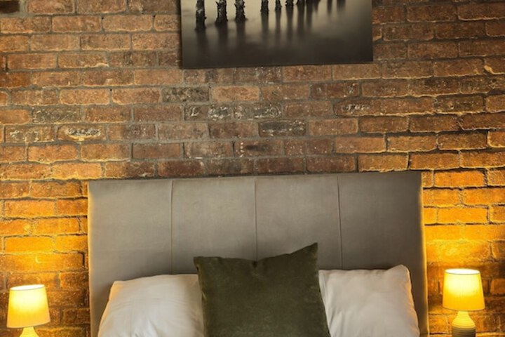 Room 14 of 26