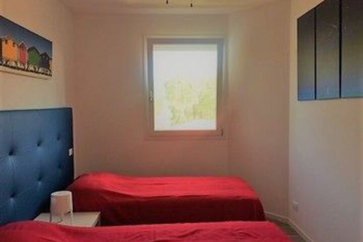 Room 19 of 25