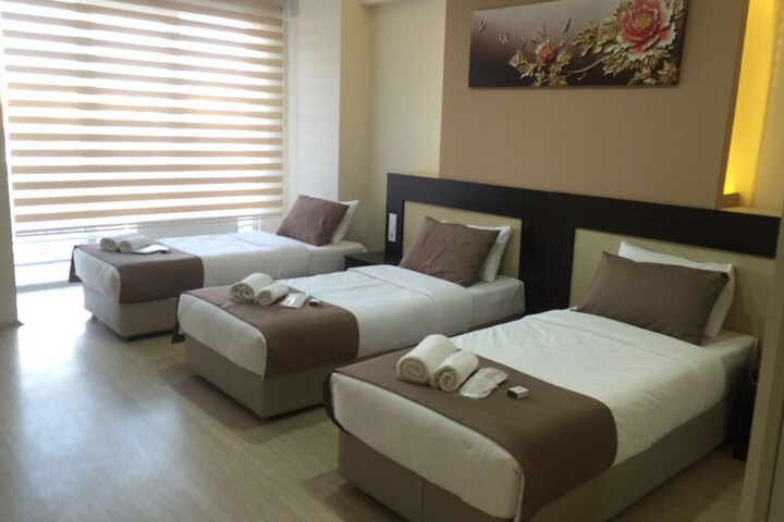 Room 16 of 29