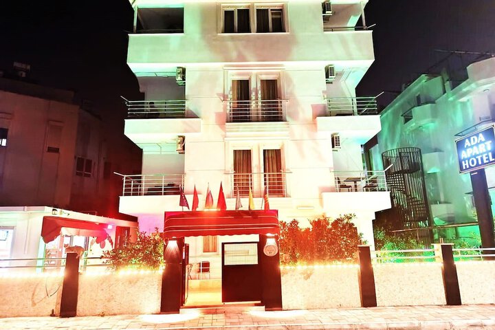 Hotel 143 of 151
