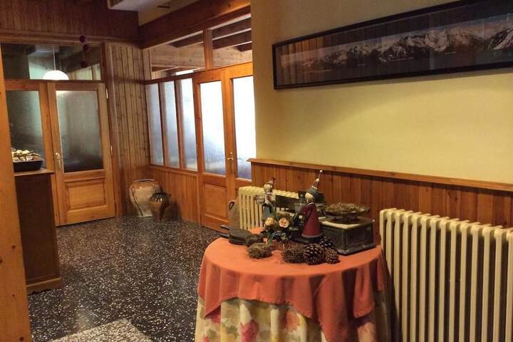 Hotel Interior 2 of 31