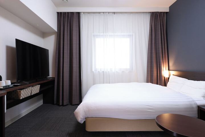 Room 7 of 71