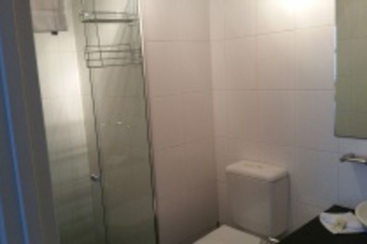 Room 126 of 239