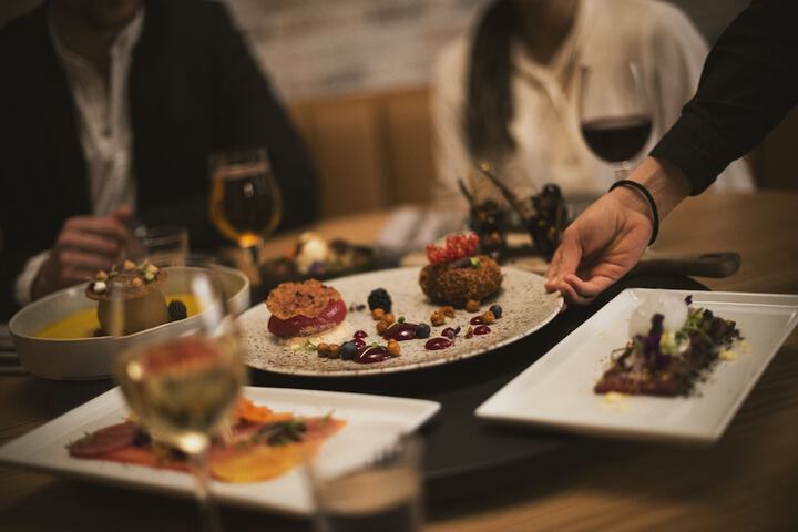 Dining 80 of 117