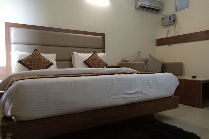 Room 47 of 61