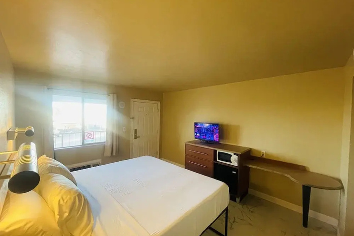 guest_rooms