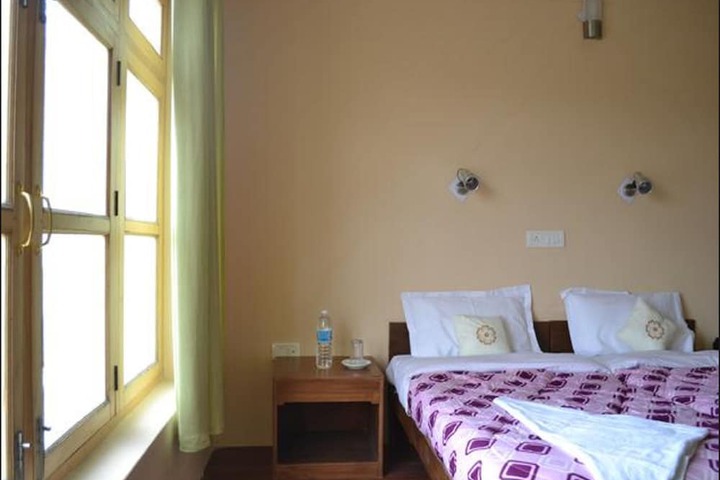 Room 15 of 39
