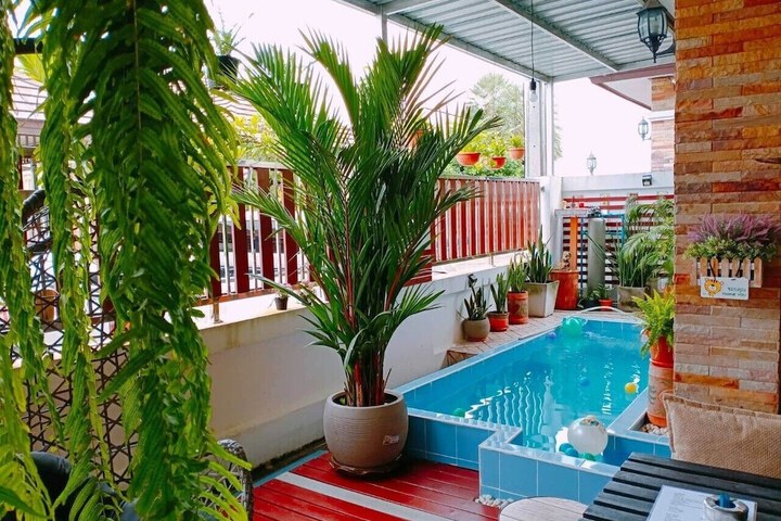 Pool 41 of 59