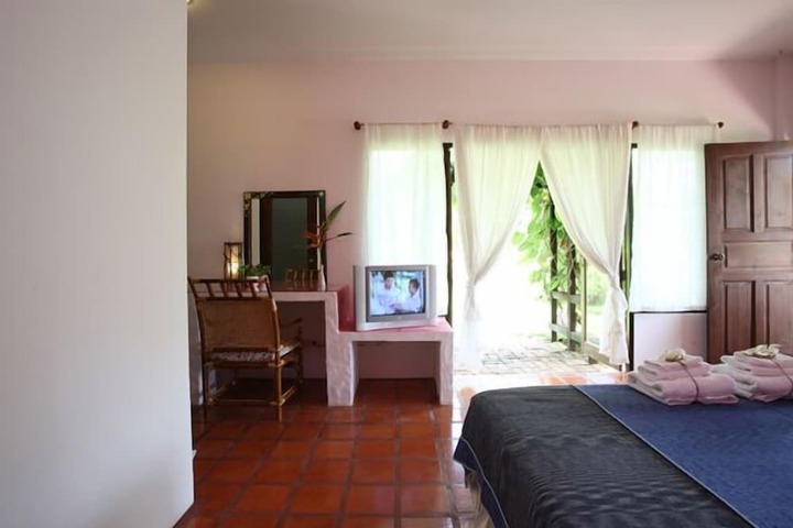Room 5 of 44
