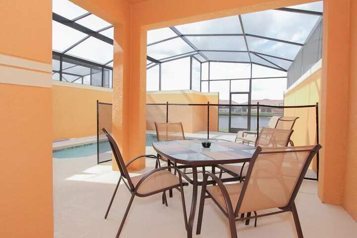 Terrace/Patio 24 of 25