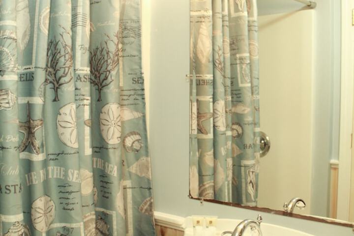 Room 129 of 230