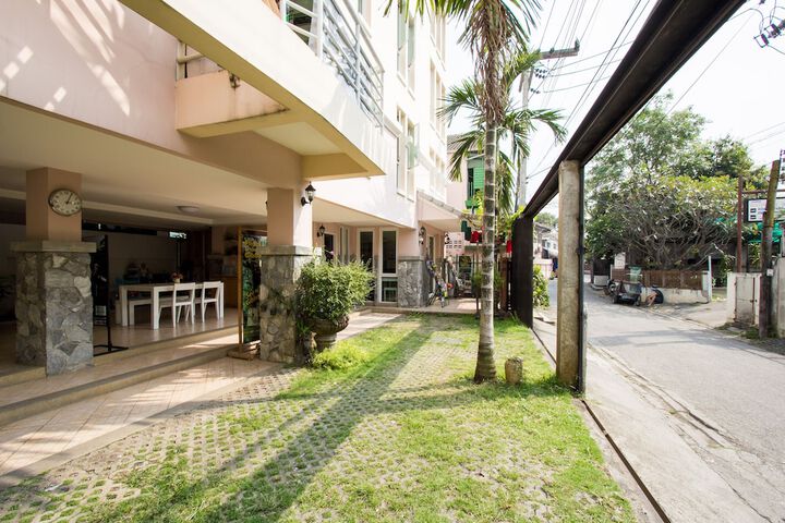 Terrace/Patio 65 of 86