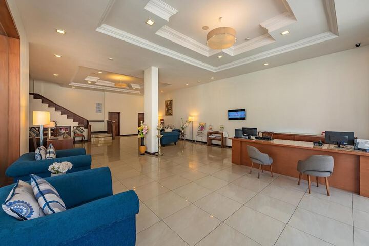 Hotel Interior 4 of 43