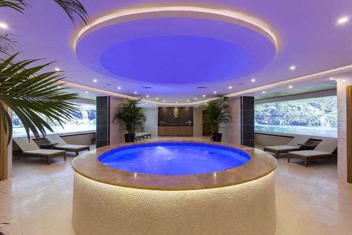 Pool 30 of 81
