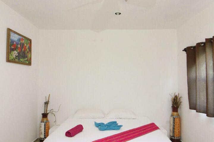Room 2 of 69
