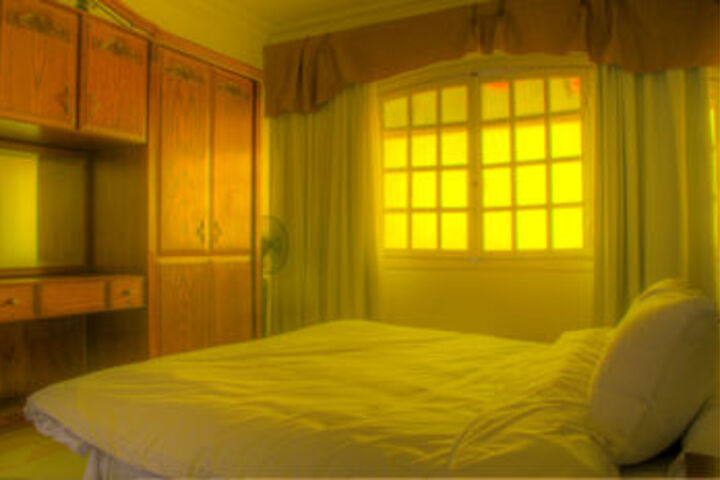 Room 16 of 22