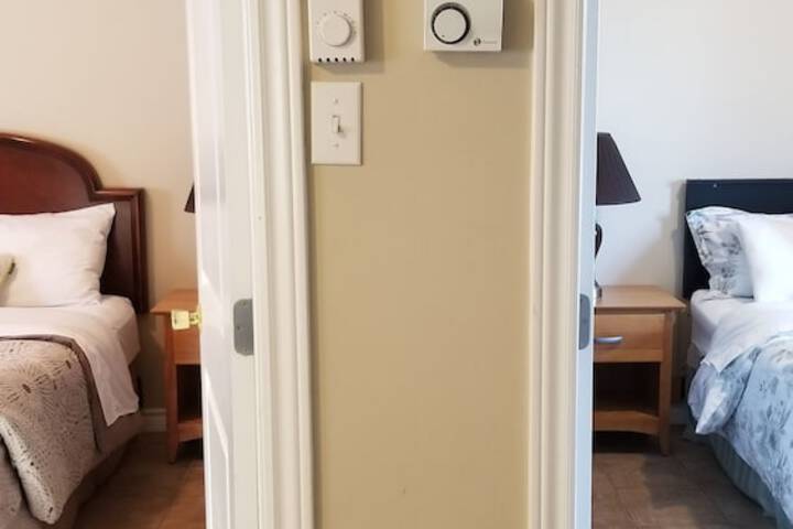 Room 32 of 163