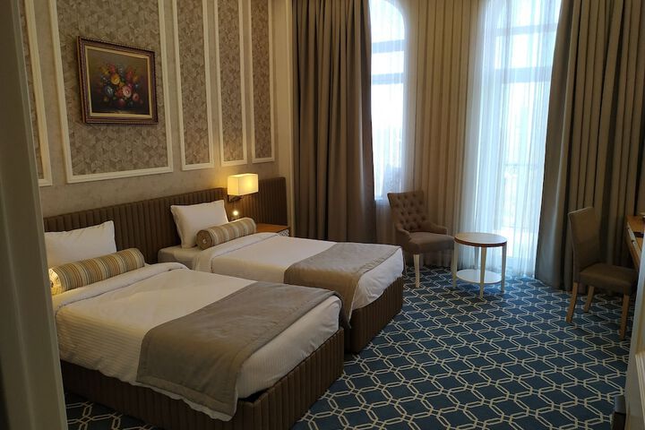 Room 16 of 52