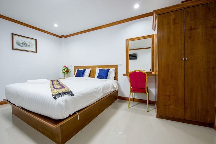 Room 10 of 49