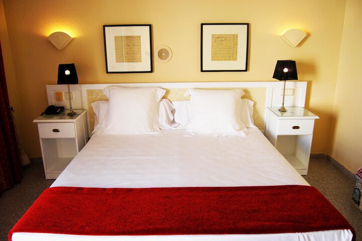 Room 19 of 71