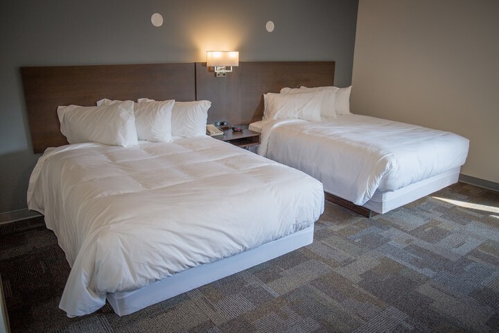 Room 2 of 20