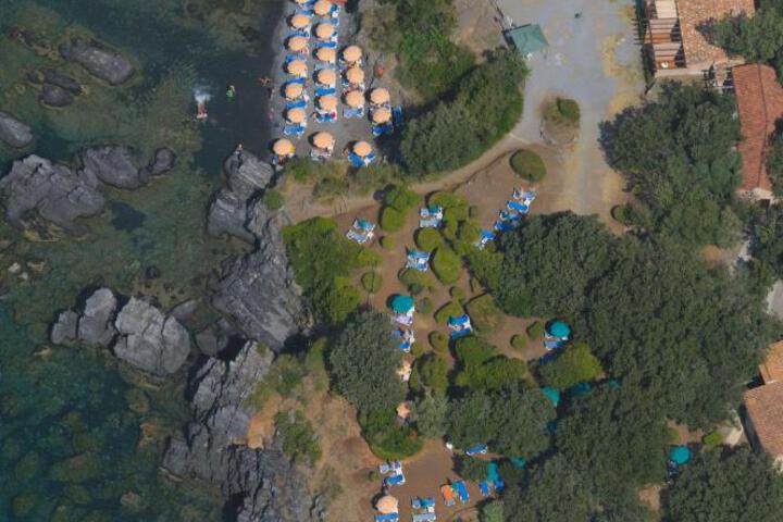 illicini stabilimento balneare e albergo