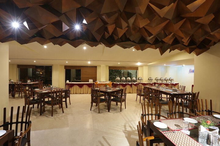 Dining Photos