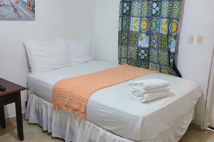 Room 14 of 36