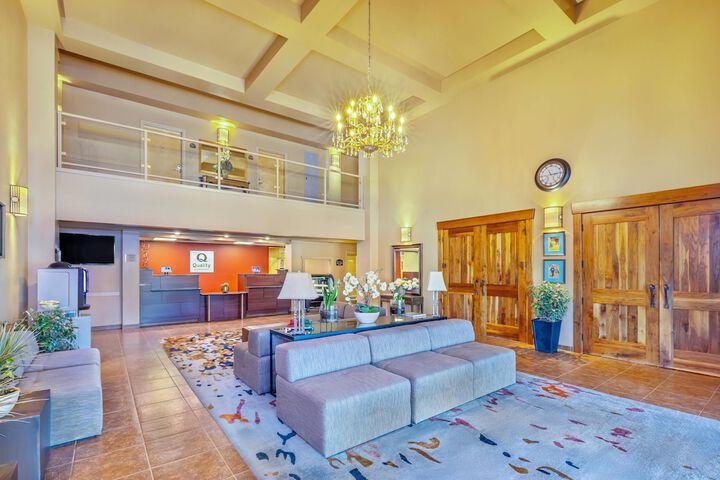 Lobby Photos