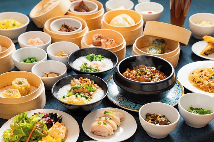 Breakfast buffet