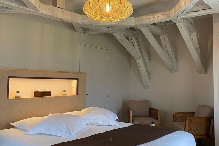 Room 8 of 45