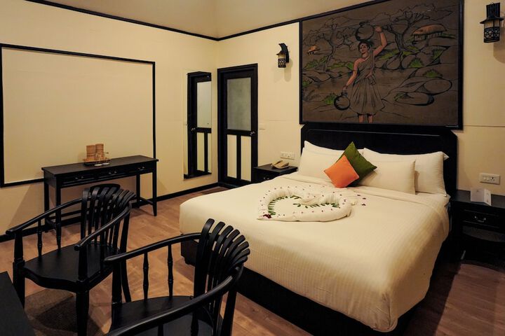 Room 14 of 76