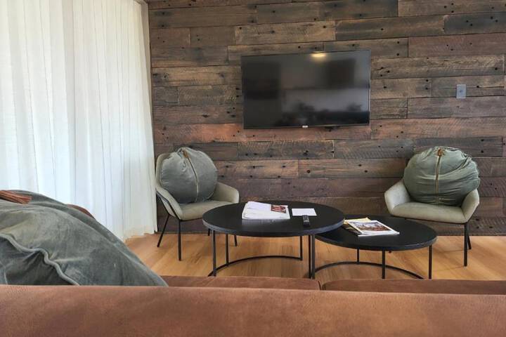 Room 14 of 49