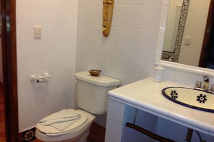 Room 14 of 110