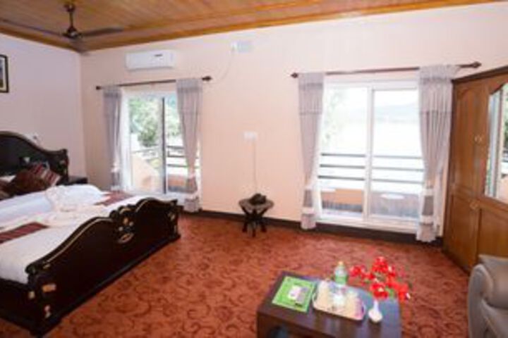 Room 34 of 54