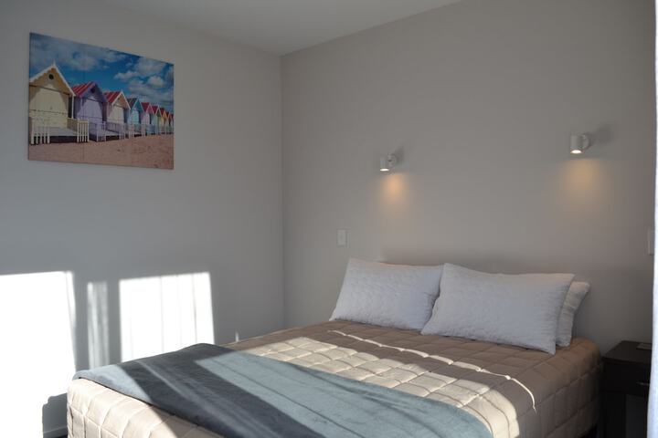 Room 9 of 40
