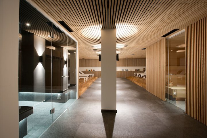 Spa 43 of 63
