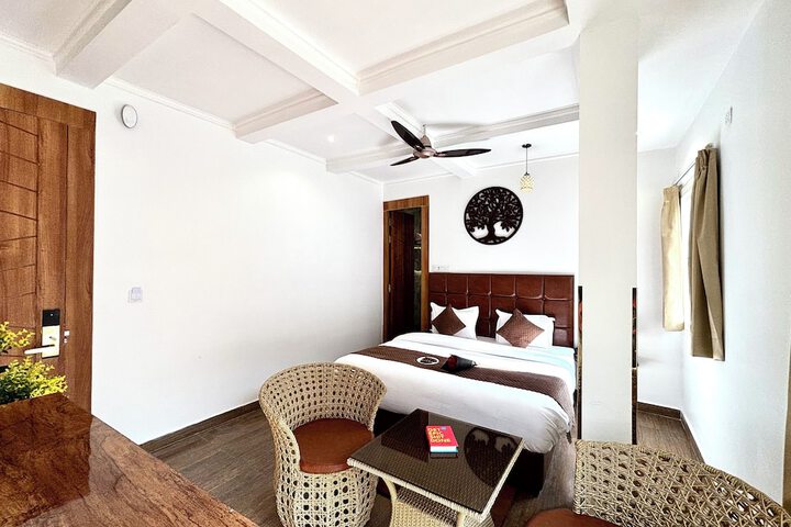 Room 29 of 76