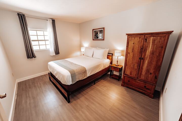 Room 16 of 52
