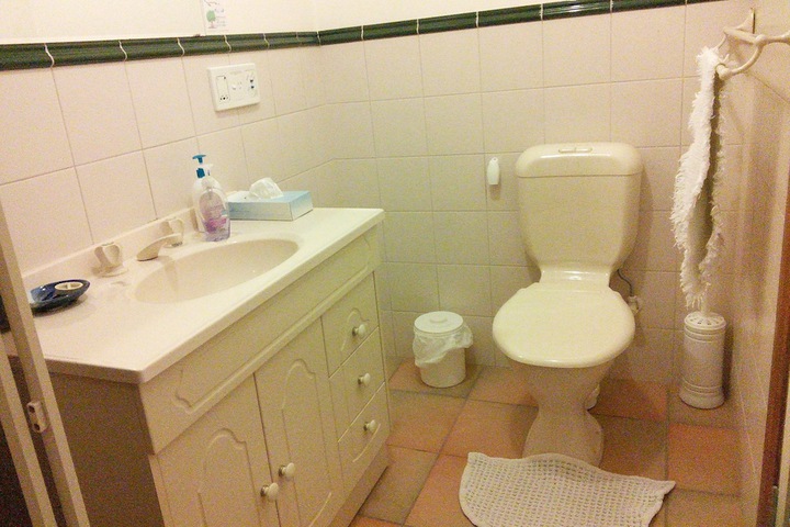 Room 15 of 25