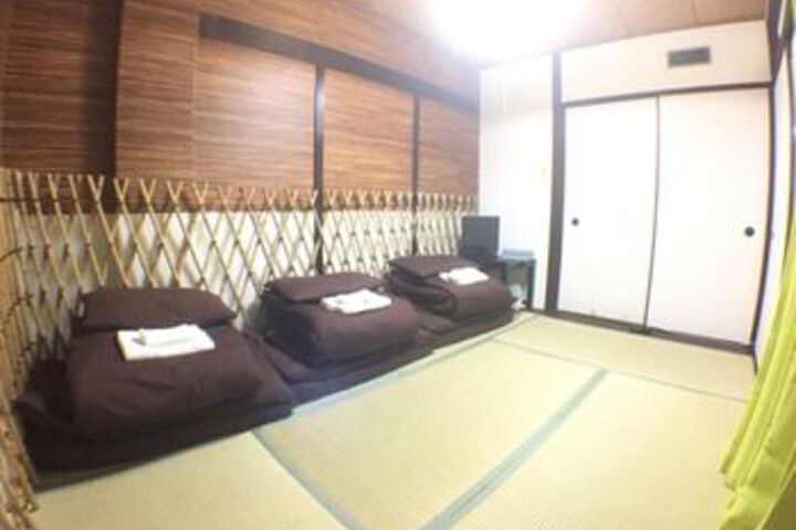 Room 34 of 115