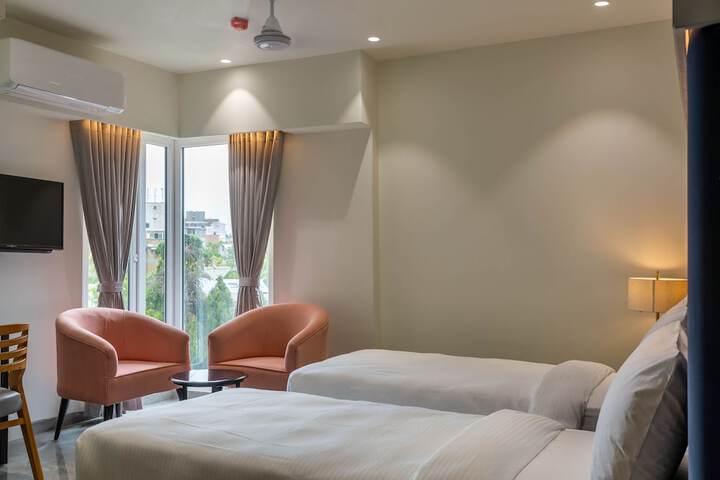 Room 15 of 63
