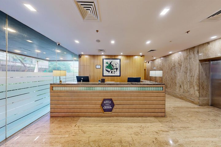Entrance & Lobby