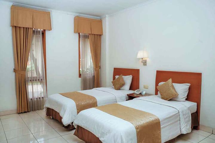 Room 14 of 147