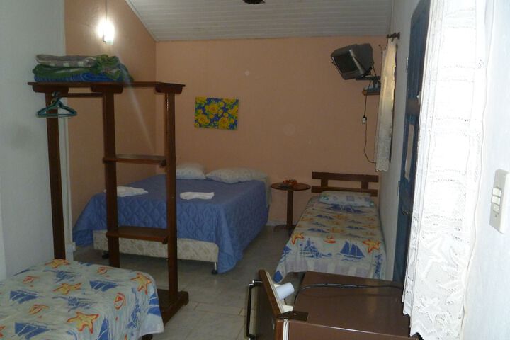 Room 17 of 60