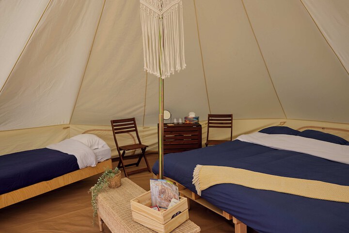 Room 4 of 19